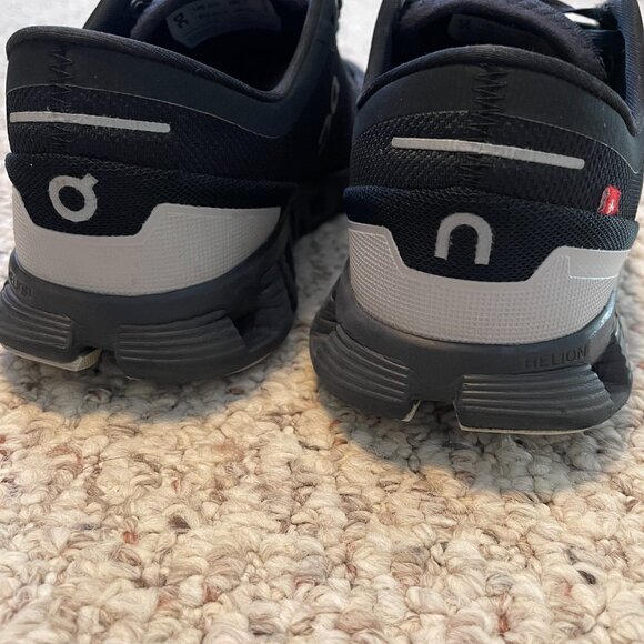 On Cloud X 3 - Picture 9 of 10